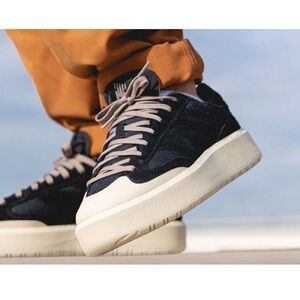 New Balance 302 Black Calm Taupe Low Top CT302WA